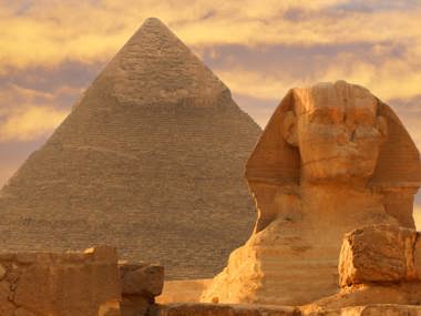 Gems of Cairo: Pyramids & Museums