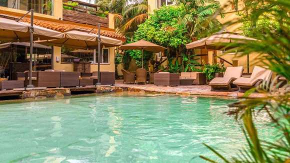 La Villa Boutique Hotel, Ghana, Pool