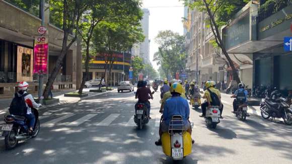 Street Food Tour By Vespa, Vietnam, Optional Tour