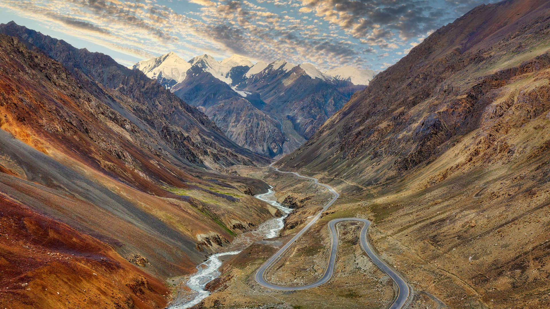 Karakoram Highway and Skardu Side Road, Gilgit Baltistan, Pakistan