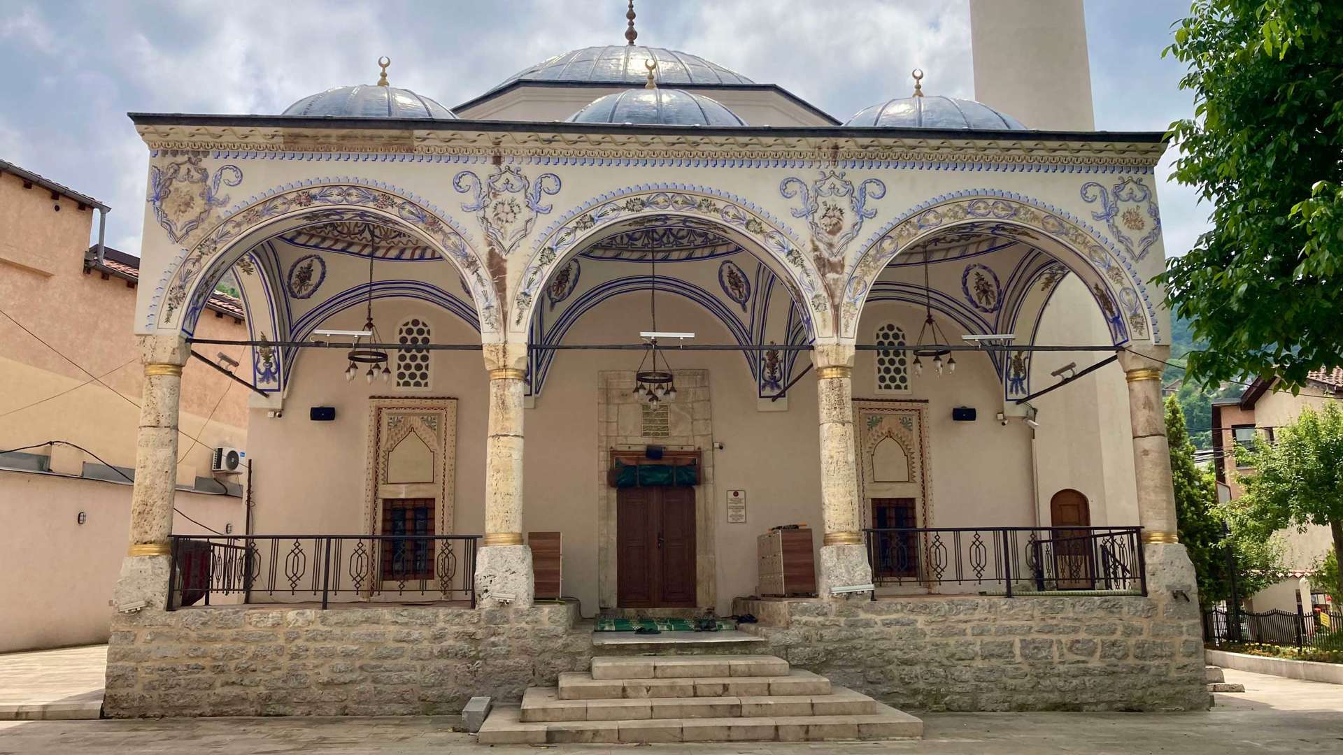  Xhamia E Emin Pashes Mosque, Pizren, Kosovo