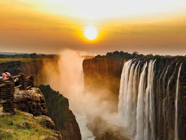 Zimbabwe & Botswana Highlights: Safari, Wildlife & Victoria Falls