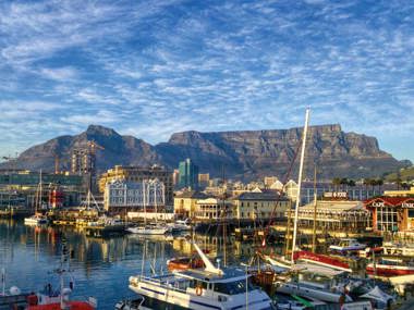 South Africa Grand Tour: Safari, Johannesburg & Cape Discovery