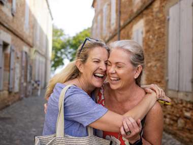 Women Hugging, Toulouse, France