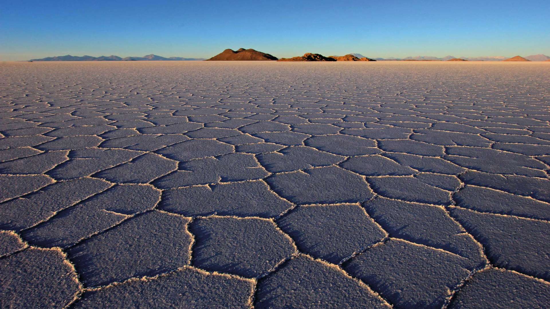Salar De Uyuni Salt Lake Largest Salt Flat In World, Altiplano, Bolivia, South America