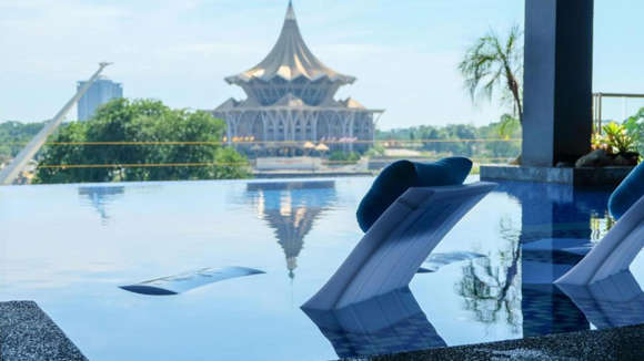 The Waterfront Hotel, Kuching, Borneo, Swimming Pool